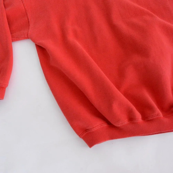 Vintage Red Embroidered The Tunnel To Moose Jaw Crew Neck  Sweaters - Picture 6 of 9